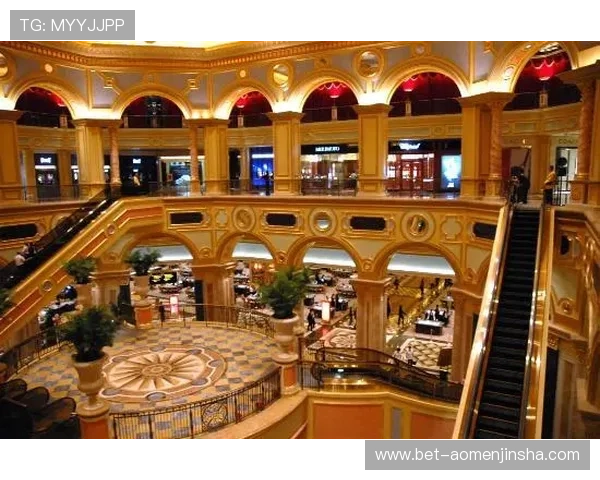 澳门金沙威尼斯人度假村的赌场娱乐让喜欢刺激的游客尽情体验博彩乐趣